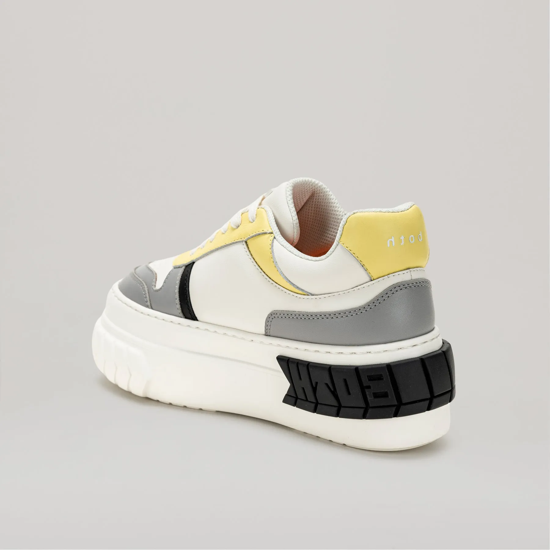 both - TYRES PLATFORM BASKETBALL SNEAKER-BLACK/YELLOW