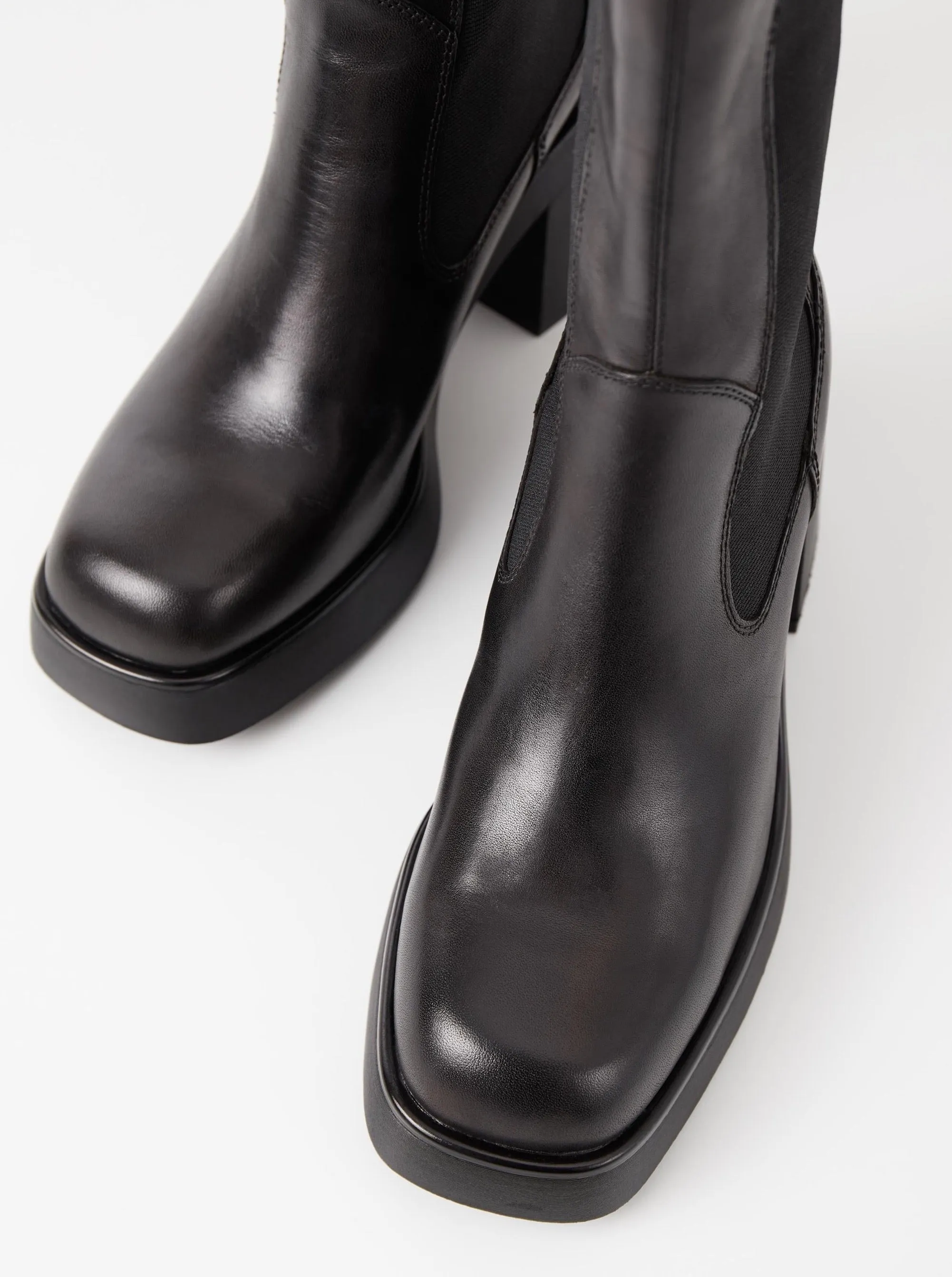 BROOKE CHELSEA BOOTS | BLACK