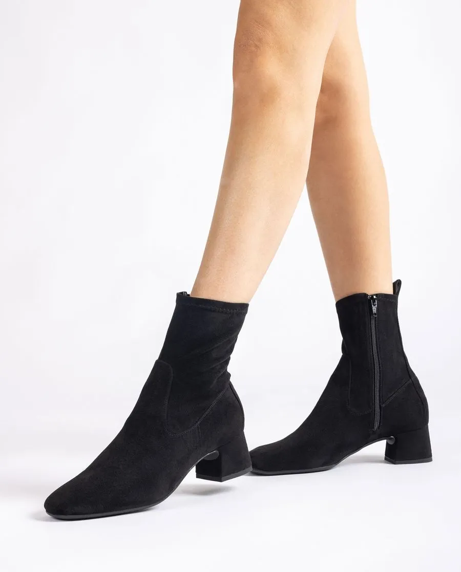 Unisa Lemico Suede Black Ankle Boots